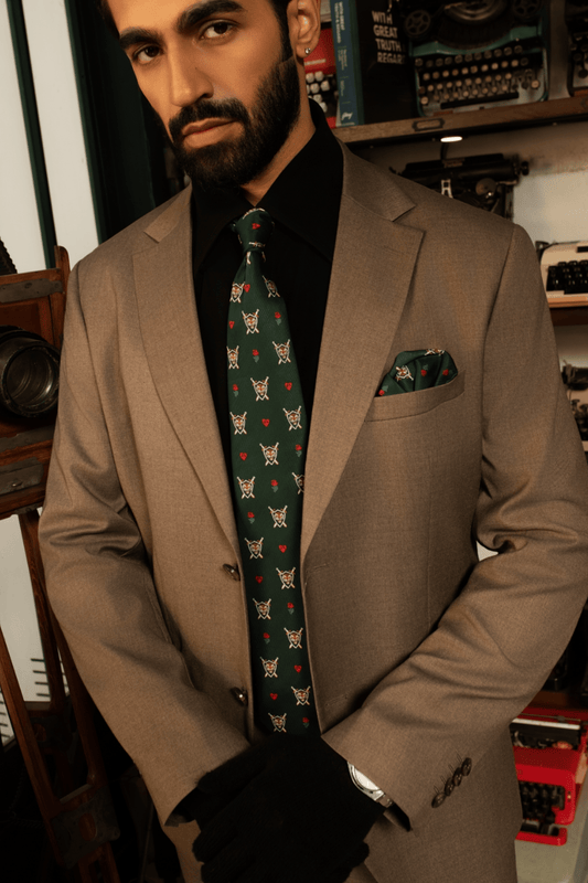BH Emerald Crest Tie Set