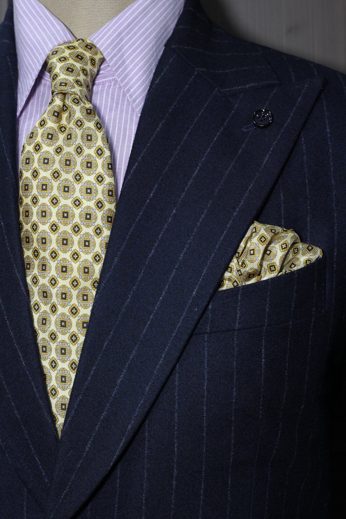 Lemon Medallion Silk Tie Set