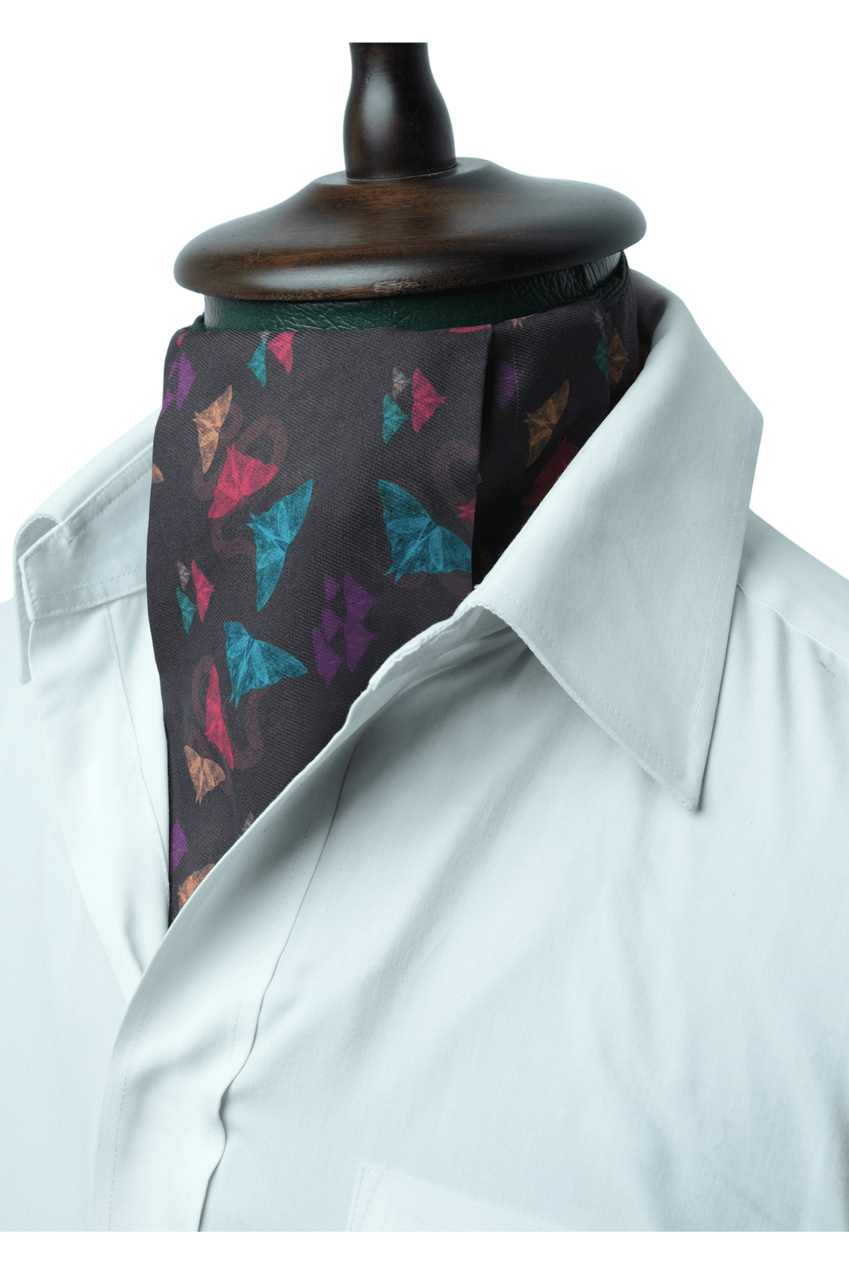 The Nocturne Butterfly Cravat
